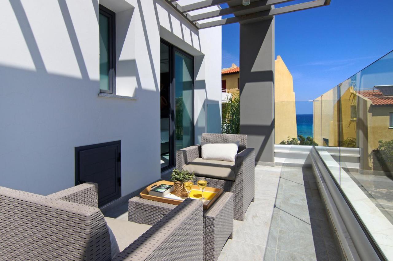 Villa Megan โปรทาราส ภายนอก รูปภาพ